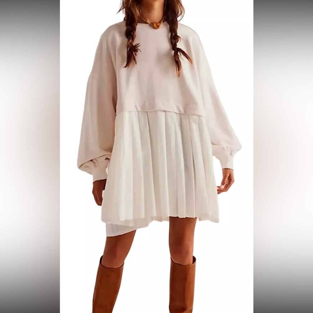 NWOT Free People Eleanor Tunic Sweatshirt in Delicacy Combo (S)